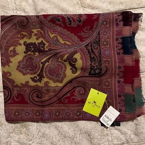 ETRo women scurf . Size 64”/25”